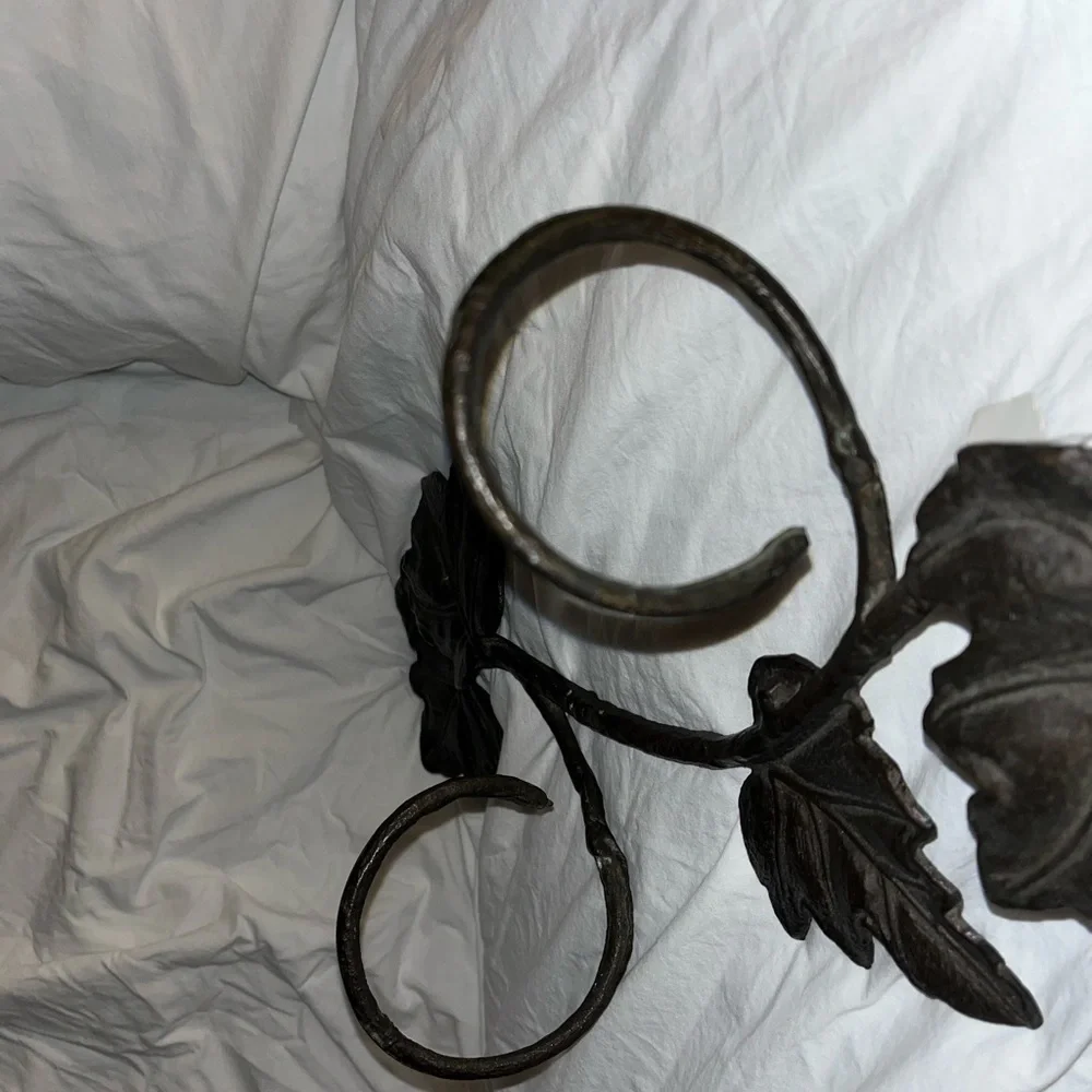 Decorative Cast Iron Leaf Wall Hook